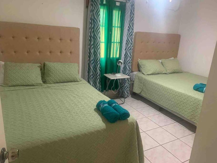 Villa De Ali In Palma Real La Ceiba Extérieur photo