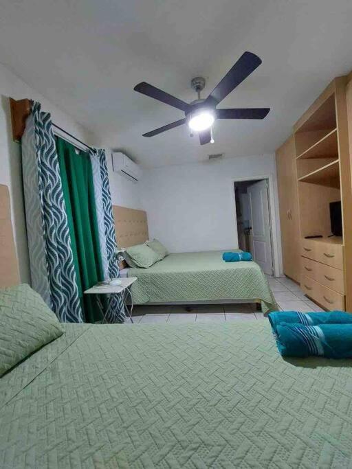 Villa De Ali In Palma Real La Ceiba Extérieur photo