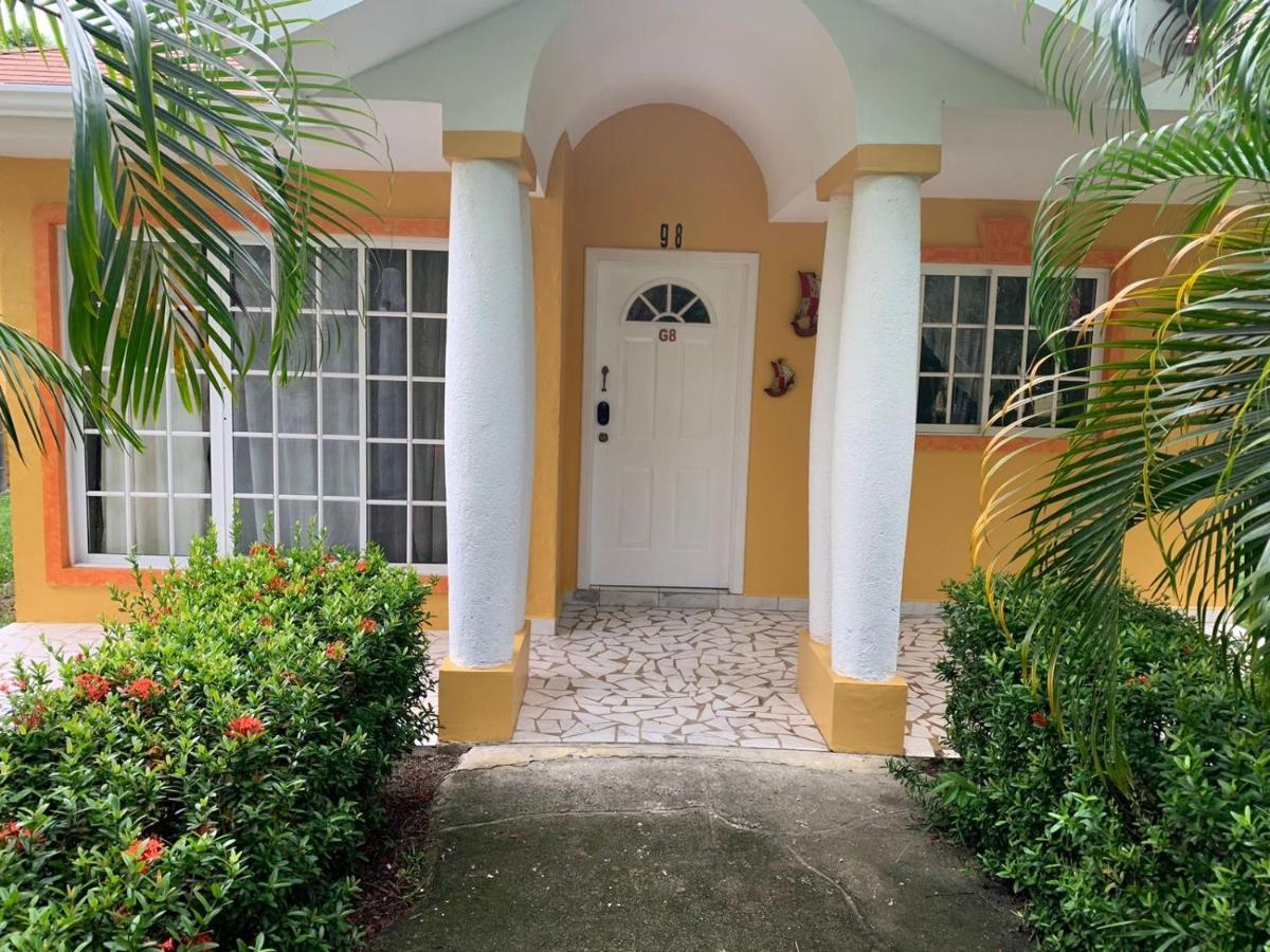 Villa De Ali In Palma Real La Ceiba Extérieur photo