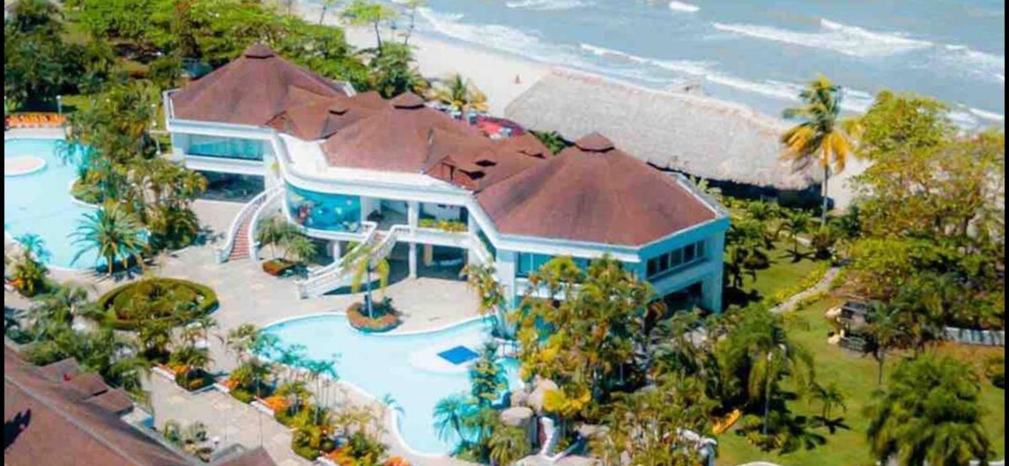 Villa De Ali In Palma Real La Ceiba Extérieur photo